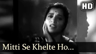 Poster mitti se khelte ho lyrics – lata mangeshkar