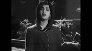 Poster saajan ki galiyan chhod chale lyrics – lata mangeshkar