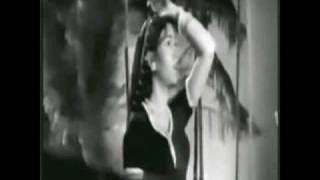 Poster aisi mohabbat se lyrics – lata mangeshkar